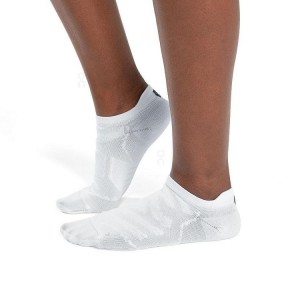 Calcetines On Cloud Performance Low Hombre Blancas | EC_ON8627