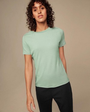 Camiseta On Cloud Focus-T Mujer Verde | EC_ON8101