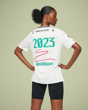 Camiseta On Cloud Performance-T Light Distance Mujer Blancas | EC_ON8287
