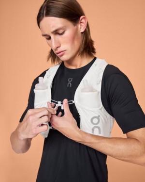 Running On Cloud Ultra Vest 10L Mujer Blancas | EC_ON8252