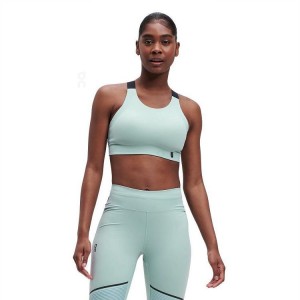 Top Deportivo On Cloud Performance Mujer Verde | EC_ON8728